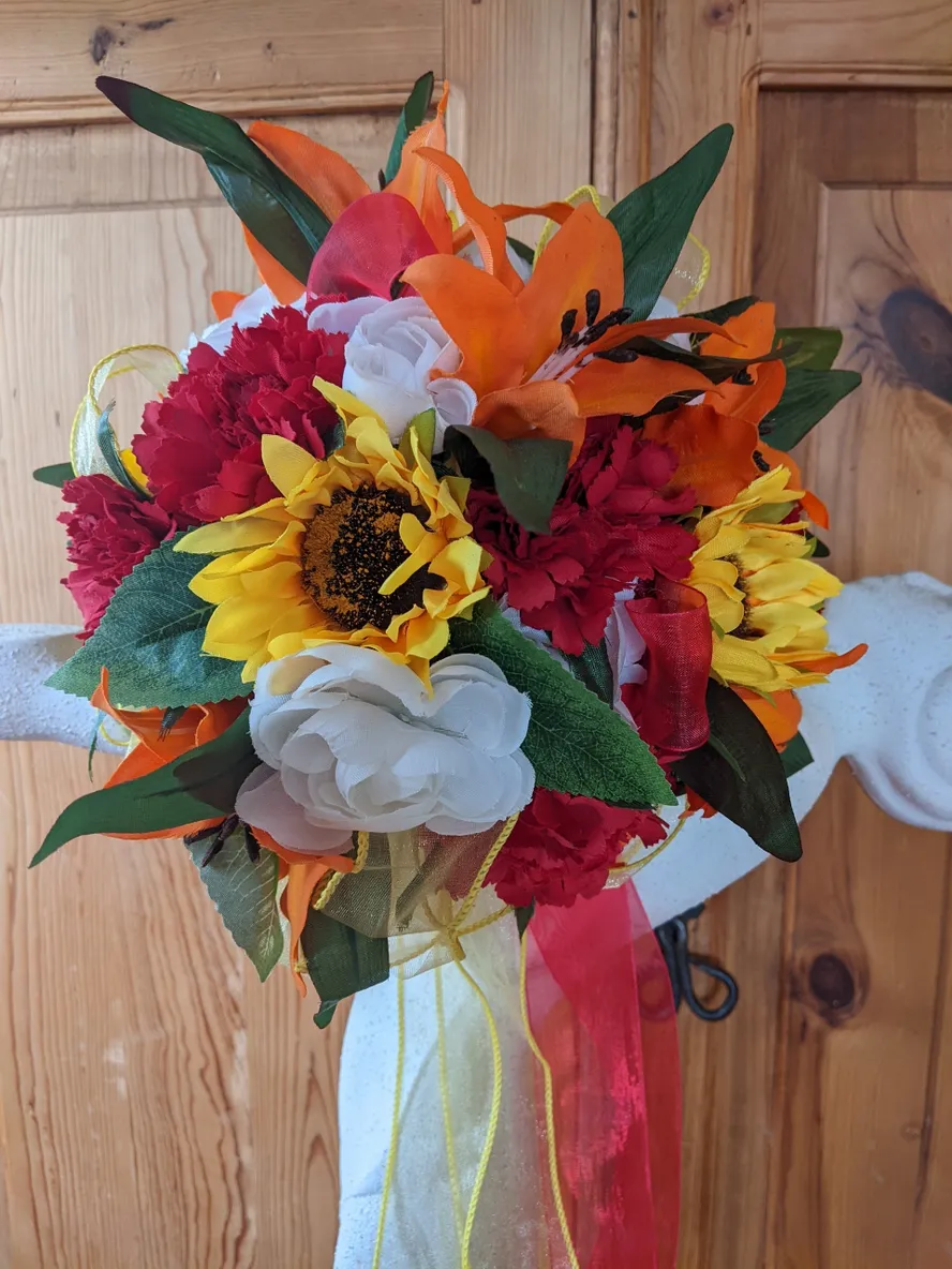 Sunflowers, Lillies & Carnations 8 Piece Wedding Package - Image 2