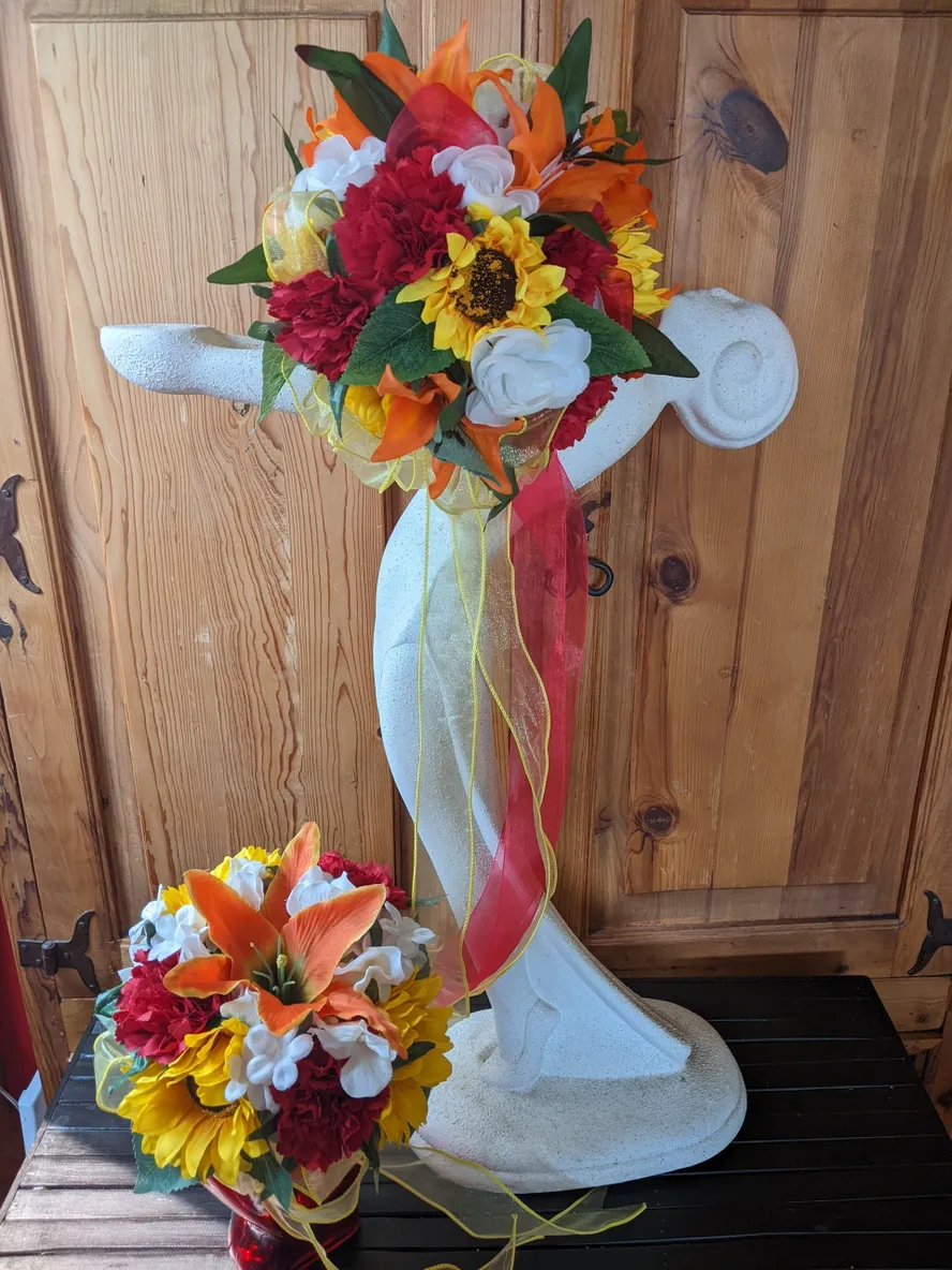 Sunflowers, Lillies & Carnations 8 Piece Wedding Package