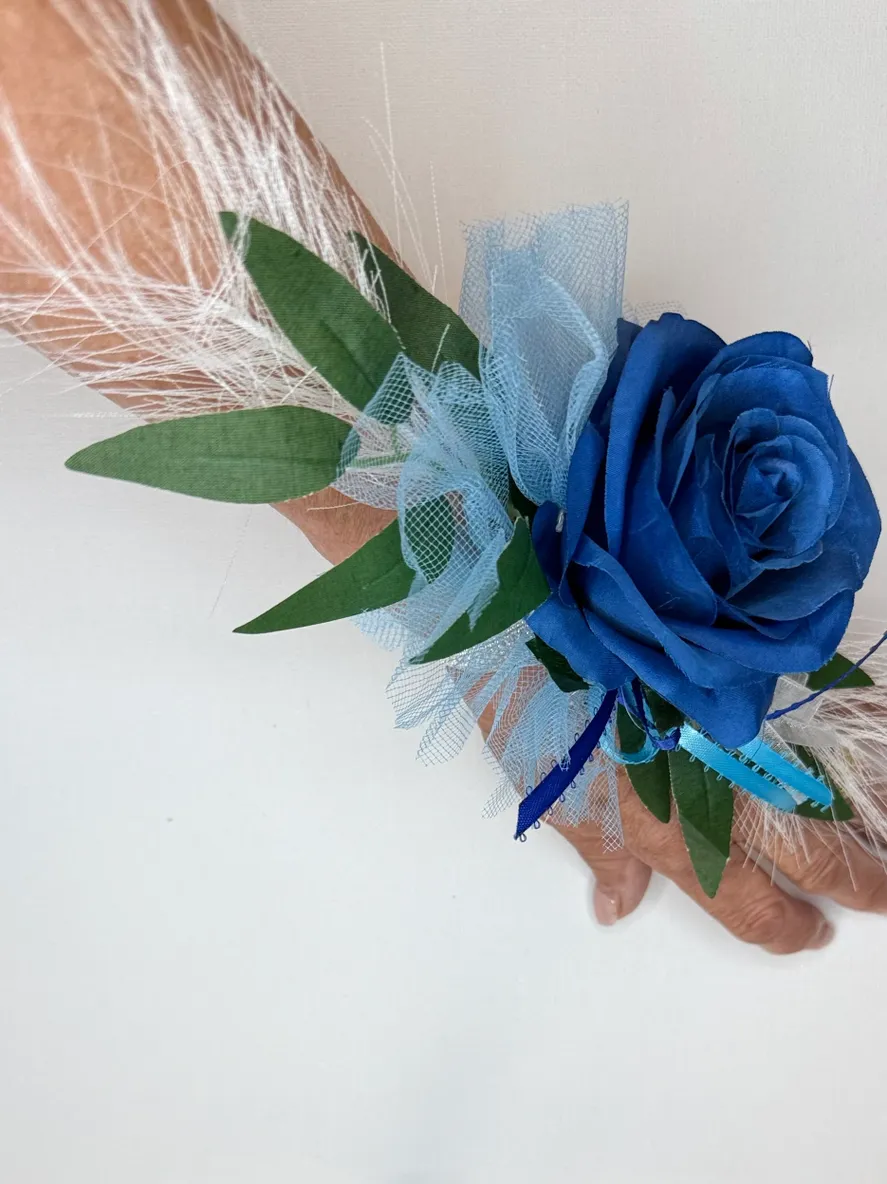 Grad Prom Wrist Corsage and Boutonnière 2 pieces - Image 3