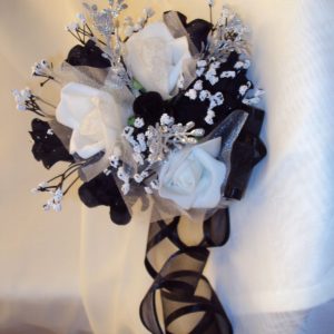Black & White Roses Bridal Bouquet & Matching Bout