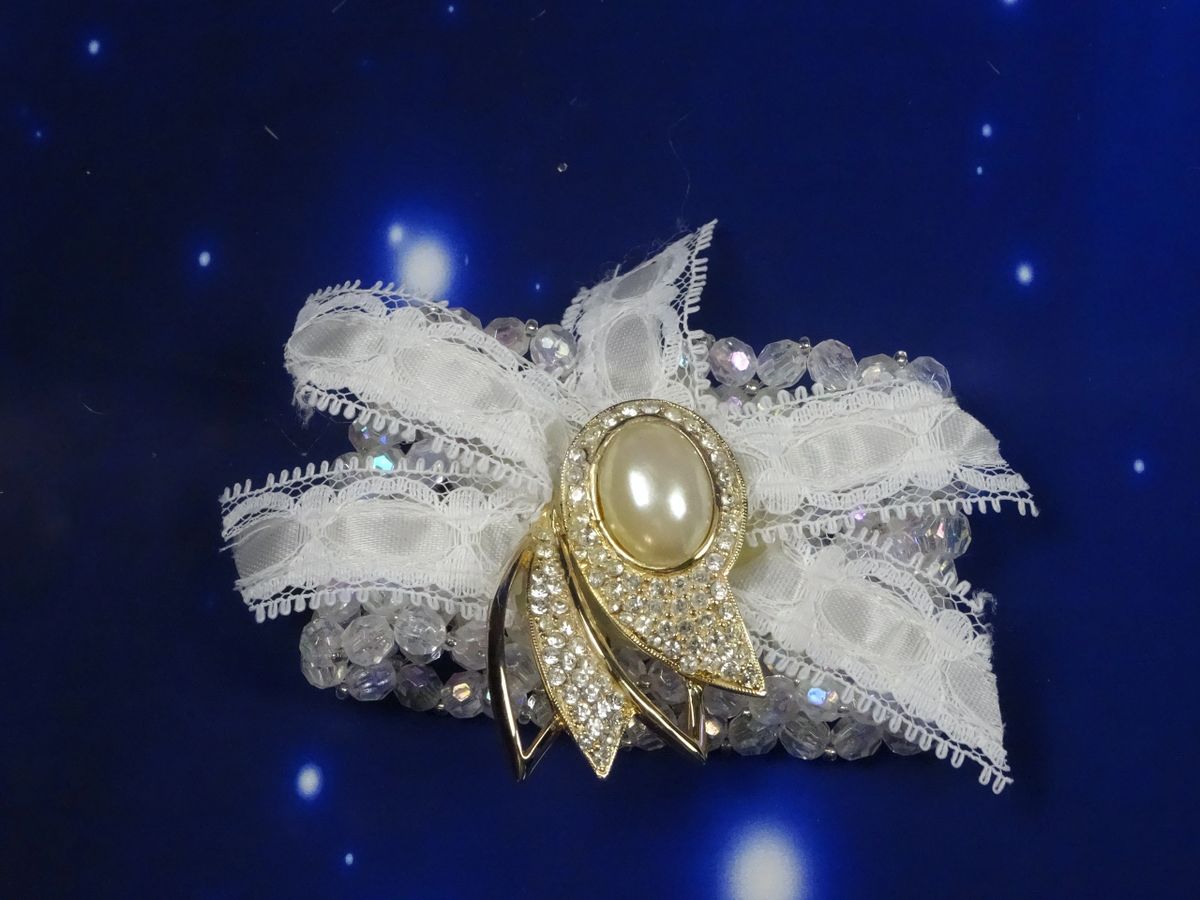 Vintage Gold and Pearls Brooch Bouquet 3 Piece Package - Image 10