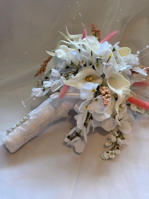 White Calla Lily Bridal Wedding Bouquet & Boutonniere - Image 4