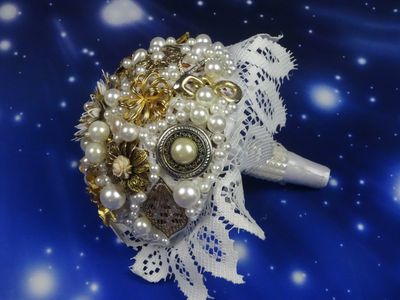 Vintage Gold and Pearls Brooch Bouquet 3 Piece Package - Image 6