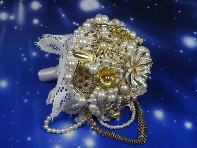 Vintage Gold and Pearls Brooch Bouquet 3 Piece Package - Image 8