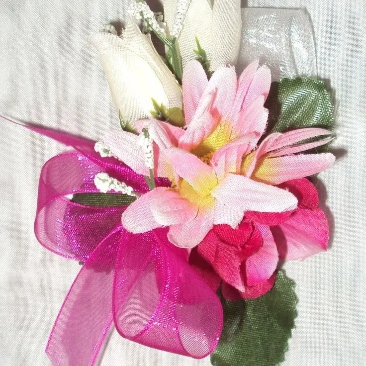 Enchanted 7 Piece Wedding Flowers Package - Image 3